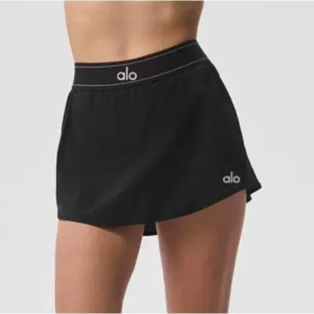Alo Yoga Women's Black Skirt